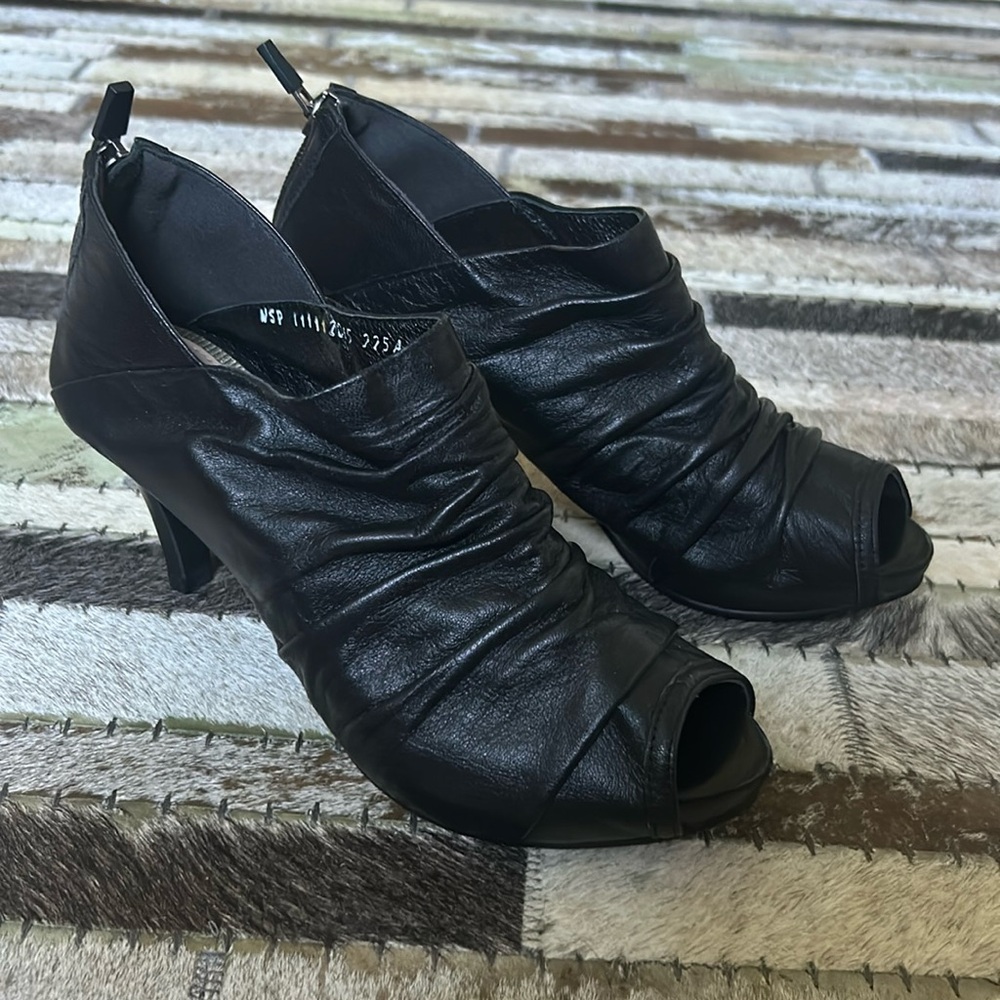 NEW Pripe by Misope Open Toe Black Leather Booties Size 5